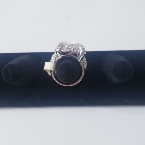 Chunky vintage Amethyst Halo rhinestone  ring - Picture 5 of 6